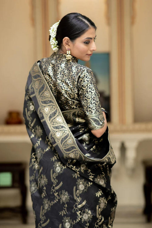 Load image into Gallery viewer, Blissful Black Soft Silk Saree With Angelic Blouse Piece
