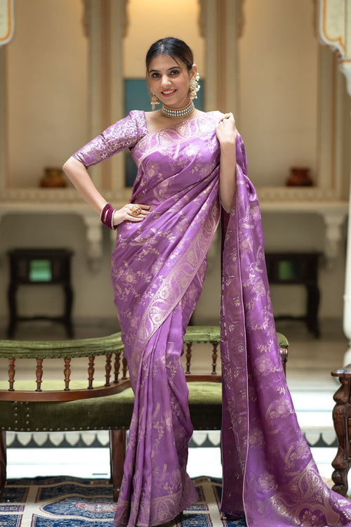 Load image into Gallery viewer, Propinquity Lavender Soft Silk Saree With Felicitous Blouse Piece
