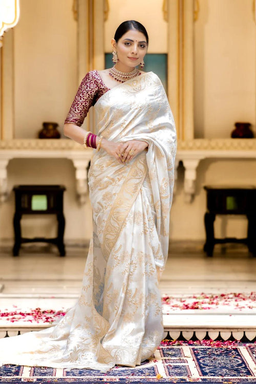 Load image into Gallery viewer, Snappy Off White Soft Silk Saree With Transcendent Blouse Piece
