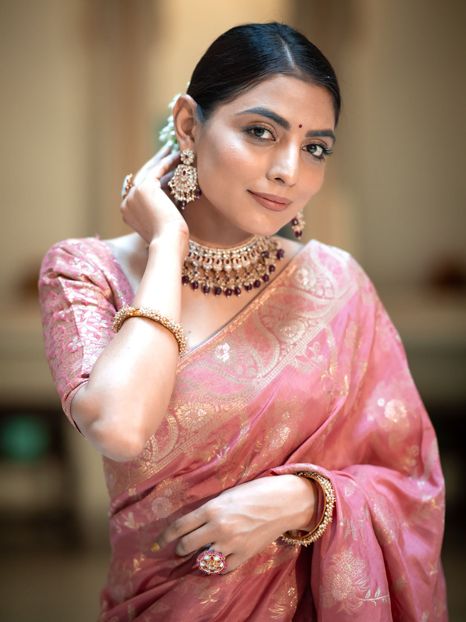 Redolent Peach Soft Silk Saree With Lagniappe Blouse Piece