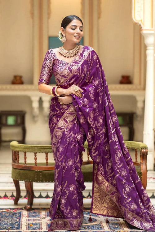 Load image into Gallery viewer, Splendiferous Purple Soft Silk Saree With Petrichor Blouse Piece
