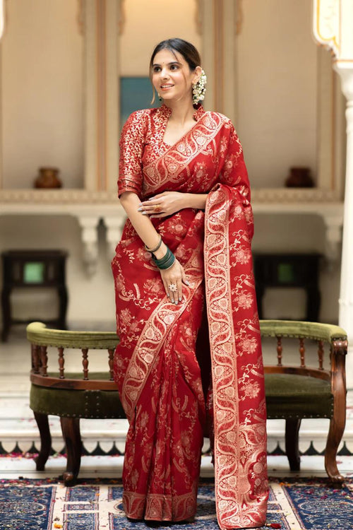 Load image into Gallery viewer, Bucolic Red Soft Silk Saree With Traditional Blouse Piece
