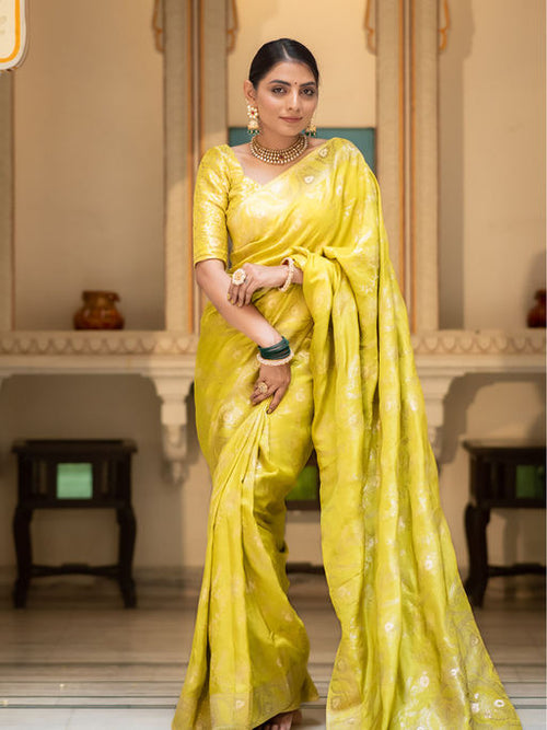 Load image into Gallery viewer, Traditional Yellow Soft Silk Saree With Twirling Blouse Piece
