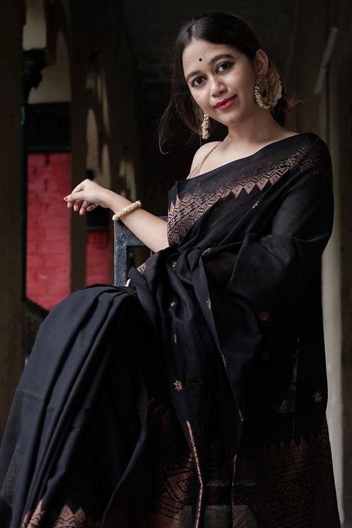 Load image into Gallery viewer, Entrancing Black Soft Silk Saree With Brood Blouse Piece
