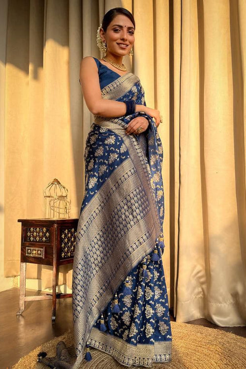 Load image into Gallery viewer, Amazing Navy Blue Soft Silk Saree With Hypnotic Blouse Piece
