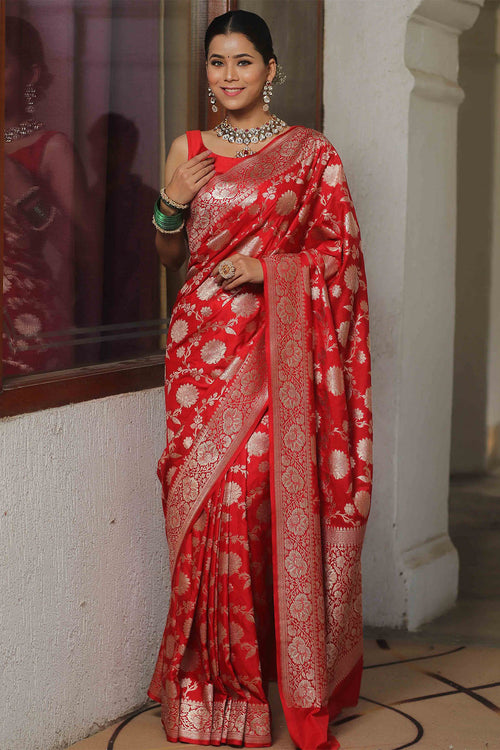 Load image into Gallery viewer, Sumptuous Red Soft Silk Saree With Symmetrical Blouse Piece
