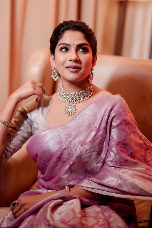 Load image into Gallery viewer, Classy Pink Soft Silk Saree With Exceptional Blouse Piece
