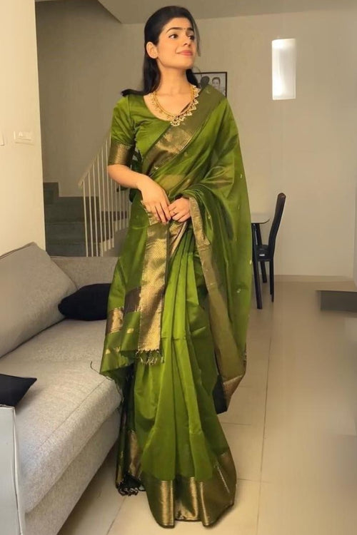 Load image into Gallery viewer, Seraglio Green Cotton Silk Saree With Magnificat Blouse Piece
