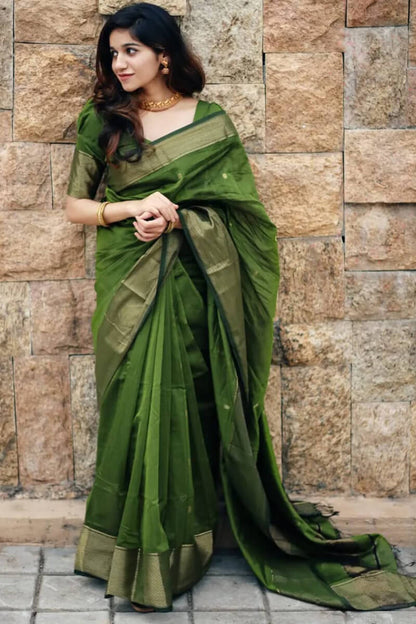 Dazzling Green Cotton Silk Saree With Beautiful Blouse Piece