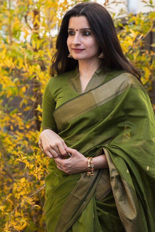 Load image into Gallery viewer, Lissome Green Cotton Silk Saree With Ratatouille Blouse Piece
