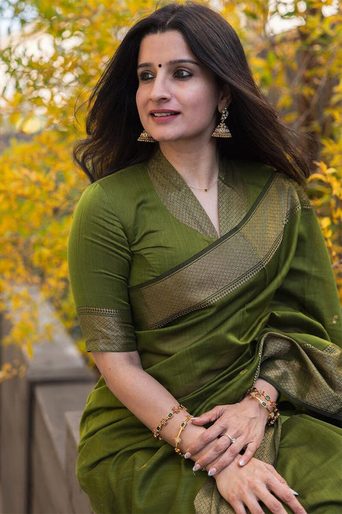 Load image into Gallery viewer, Lissome Green Cotton Silk Saree With Ratatouille Blouse Piece
