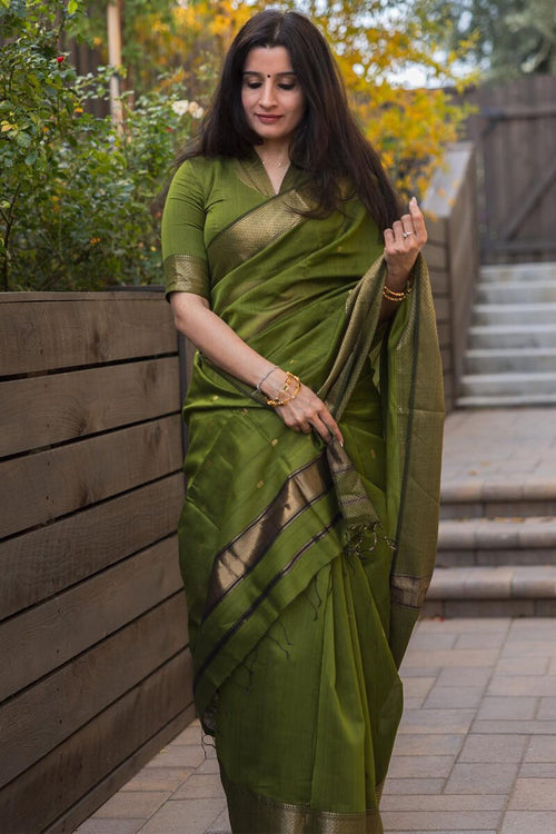 Load image into Gallery viewer, Lissome Green Cotton Silk Saree With Ratatouille Blouse Piece
