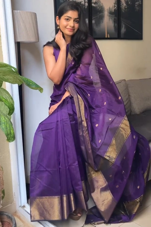 Load image into Gallery viewer, Groovy Purple Cotton Silk Saree With Adoring Blouse Piece
