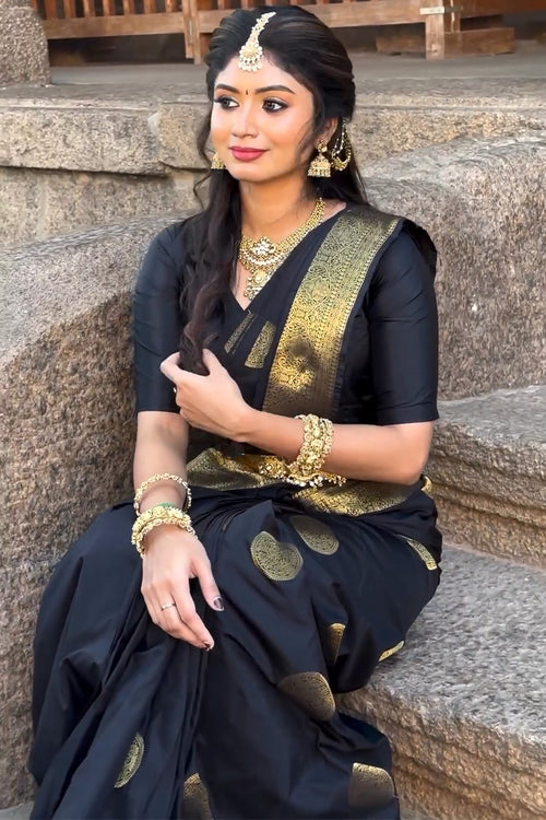 Load image into Gallery viewer, Classic Black Soft Silk Saree With Majesty Blouse Piece
