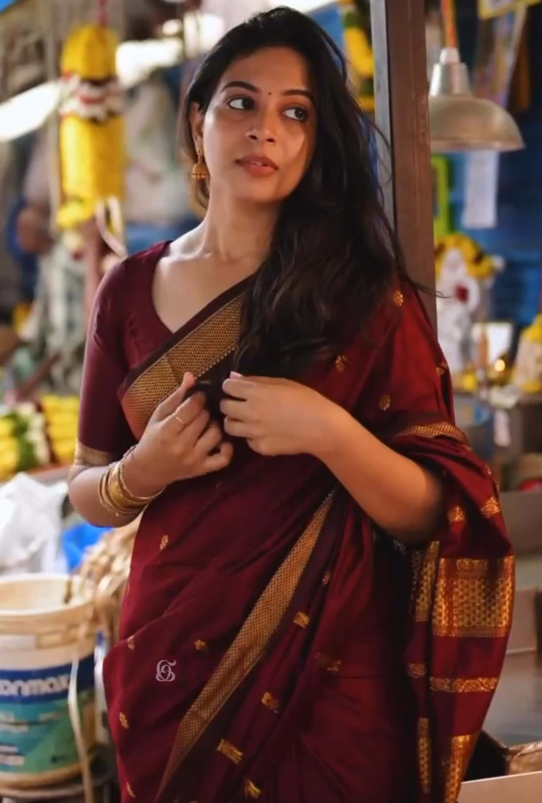 Hypnotic Maroon Soft Silk Saree With Scrupulous Blouse Piece