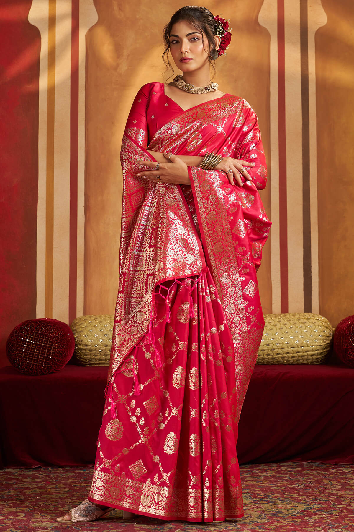 Majestic Dark Pink Pure Banarasi Silk Saree With Whimsical Blouse Piece