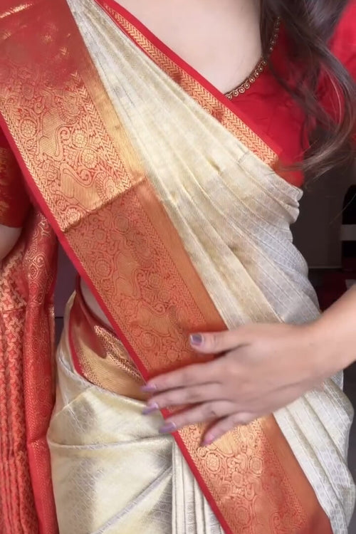 Load image into Gallery viewer, Desirable Beige Pure Banarasi Silk Saree With Beauteous Blouse Piece
