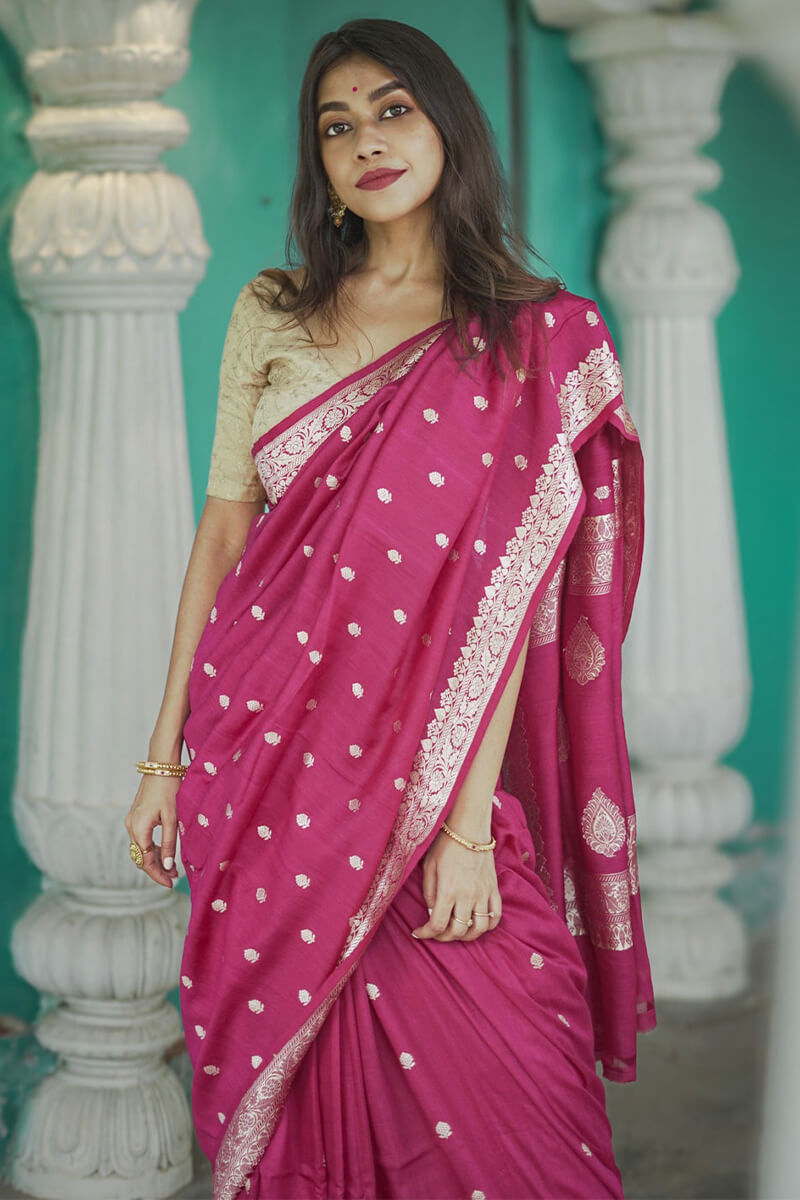 Trendy Dark Pink Linen Silk Saree With Profuse Blouse Piece