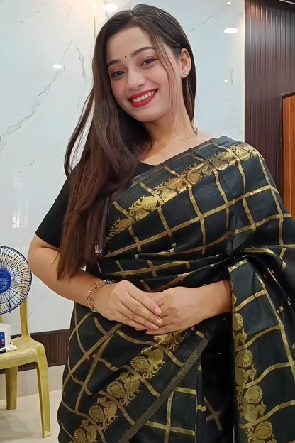 Classy Black Cotton Silk Saree With Refreshing Blouse Piece