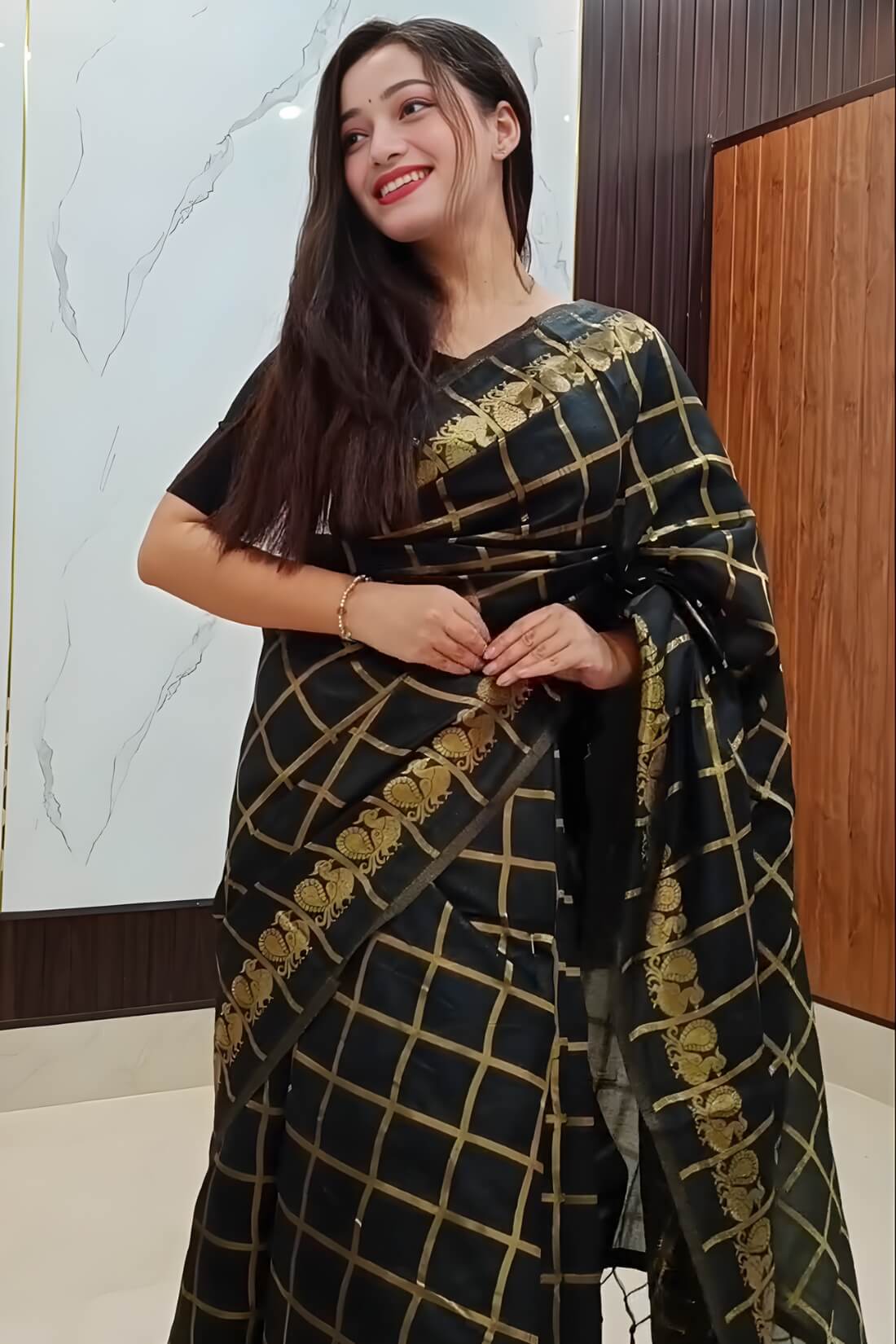 Classy Black Cotton Silk Saree With Refreshing Blouse Piece
