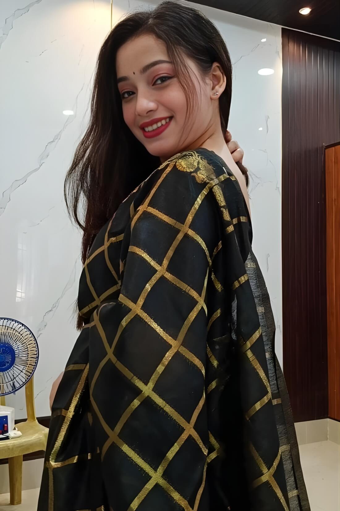 Classy Black Cotton Silk Saree With Refreshing Blouse Piece