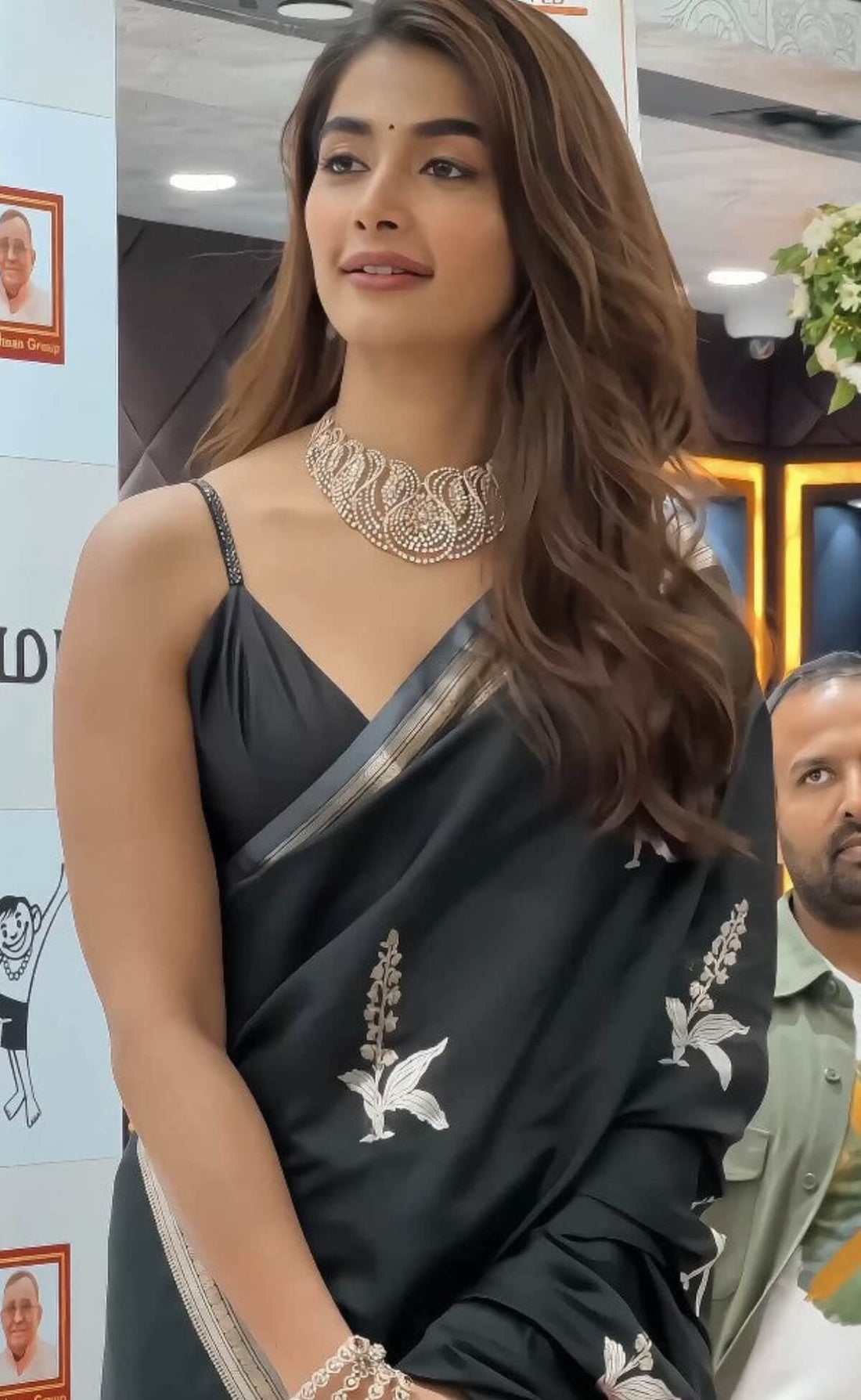 Quixotic Black Soft Silk Saree With Outstanding Blouse Piece