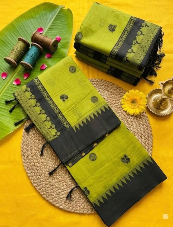 Ineffable Green Cotton Silk Saree With Ephemeral Blouse Piece