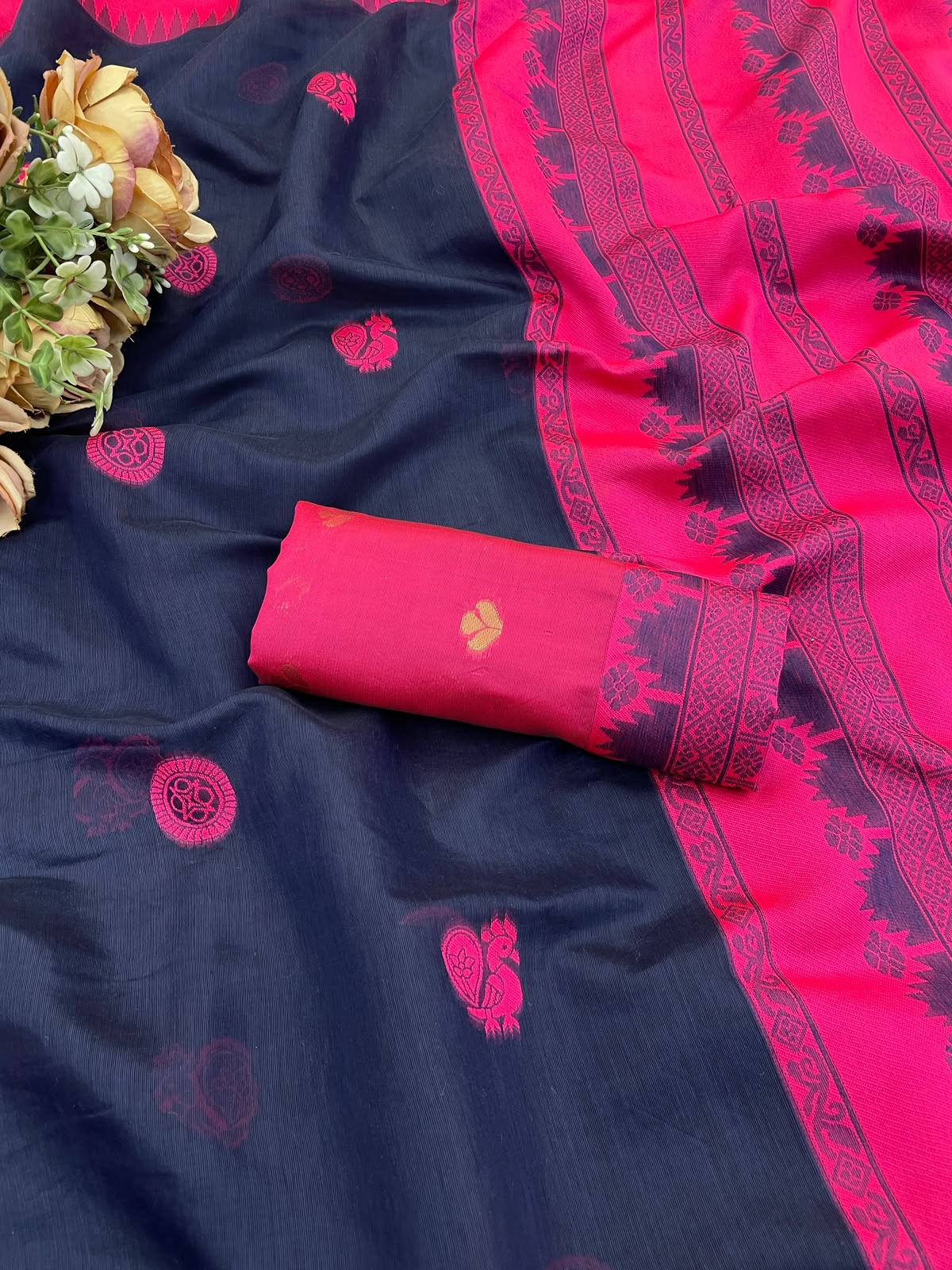 Chatoyant Navy Blue Cotton Silk Saree With Ornate Blouse Piece
