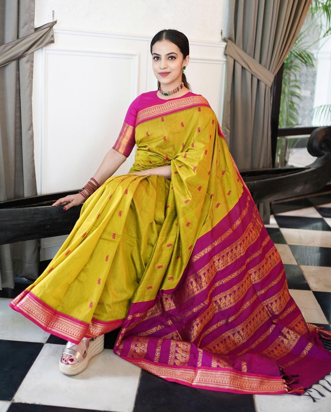 Elegant Mustard Soft Banarasi Silk Saree With Amazing Blouse Piece