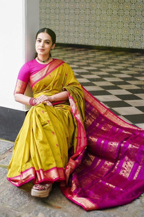 Load image into Gallery viewer, Elegant Mustard Soft Banarasi Silk Saree With Amazing Blouse Piece
