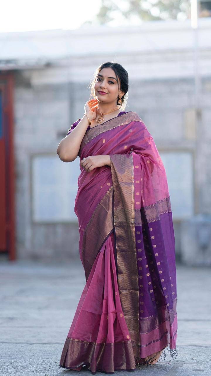 Angelic Lavendor Soft Silk Saree With Scrupulous Blouse Piece