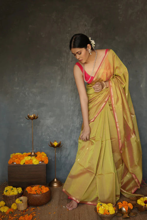 Load image into Gallery viewer, Magnificat Mustard Cotton Silk Saree With Exemplary Blouse Piece
