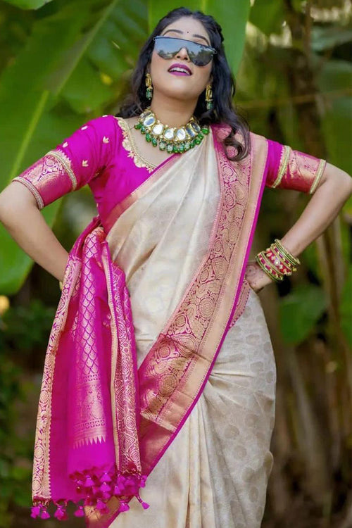 Load image into Gallery viewer, Classic Beige Soft Banarasi Silk Saree With Desultory Blouse Piece
