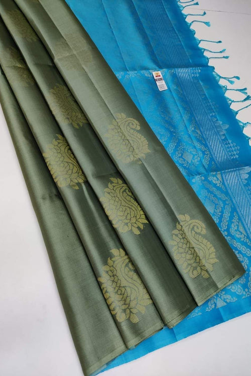Load image into Gallery viewer, Flattering Pista Soft Silk Saree With Stylish Blouse Piece
