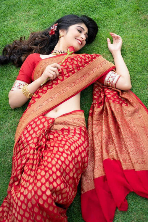 Load image into Gallery viewer, Stylish Red Soft Silk Saree With Unique Pink Blouse Piece
