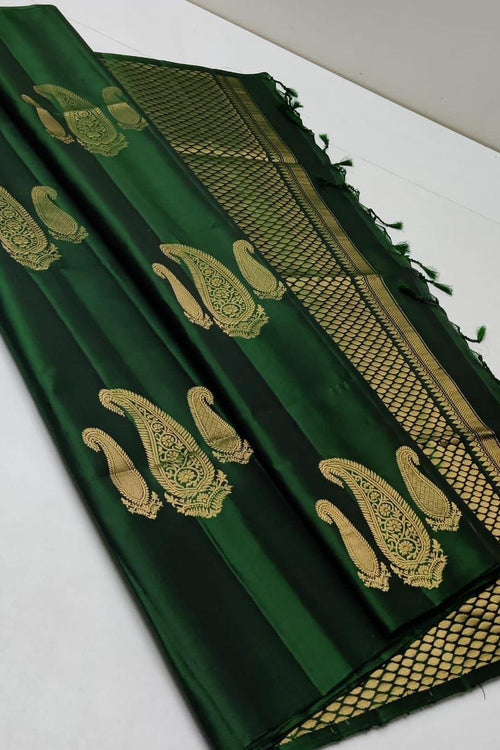 Load image into Gallery viewer, Entrancing Dark Green Soft Silk Saree With Divine Blouse Piece
