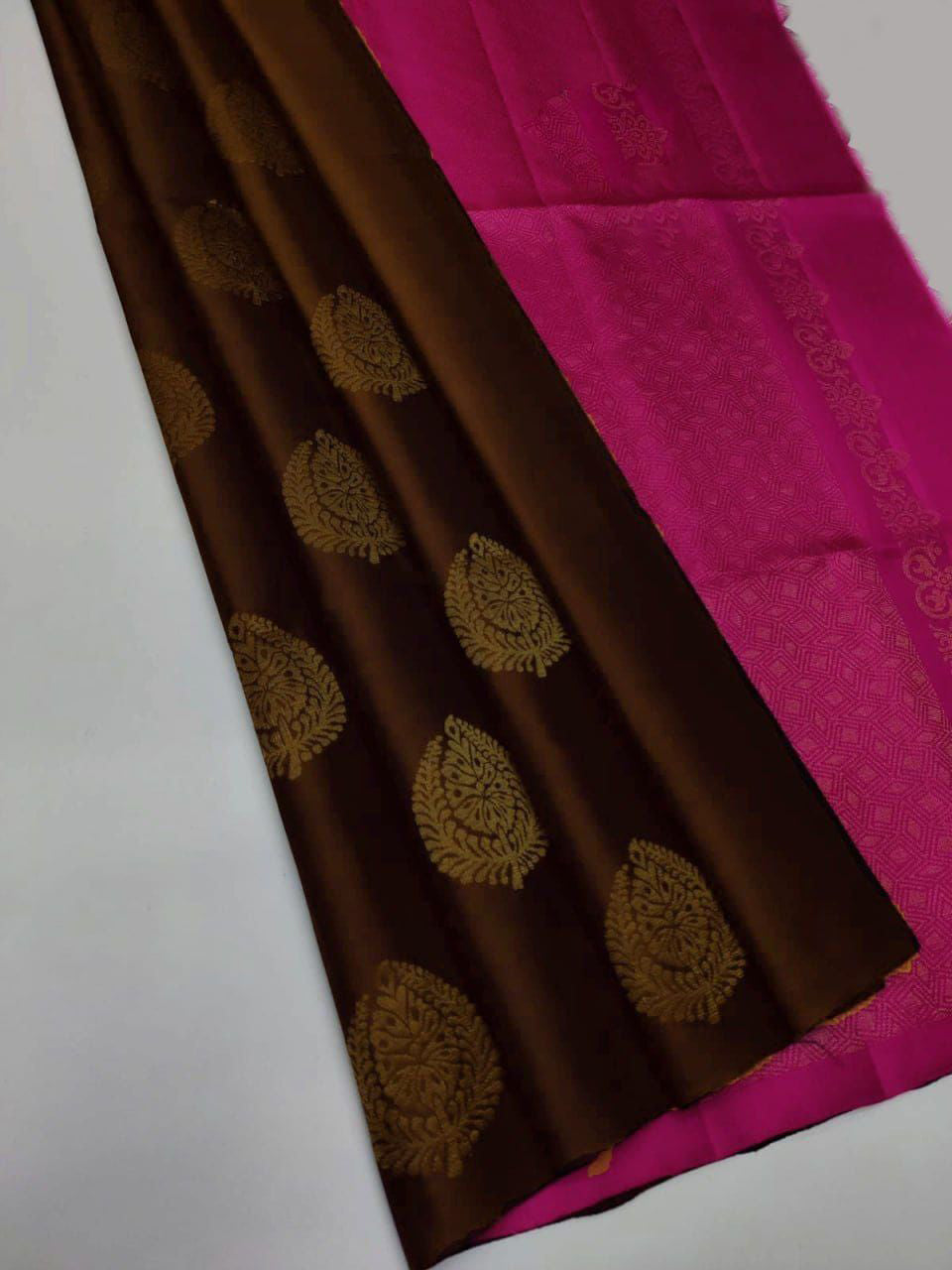 Snappy Brown Soft Silk Saree With Ornate Blouse Piece