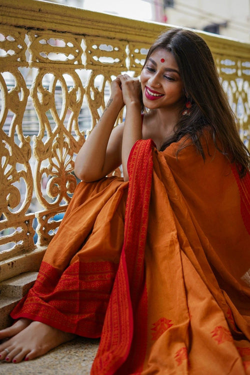 Load image into Gallery viewer, Stunning Yellow Cotton Silk Saree With Glowing Blouse Piece
