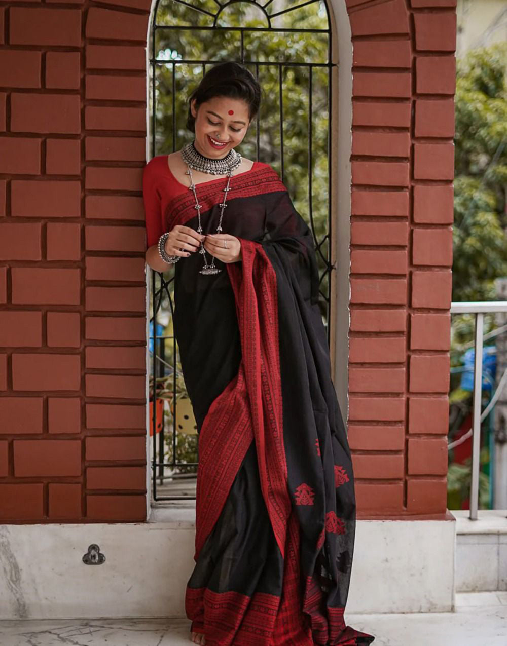 Marvellous Black Cotton Silk Saree With Demanding Blouse Piece