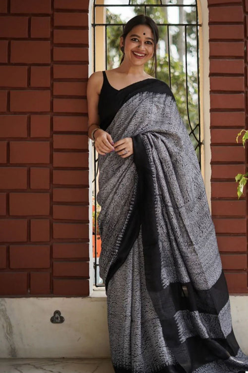 Load image into Gallery viewer, Attractive Grey Cotton Silk Saree With Intricate Blouse Piece
