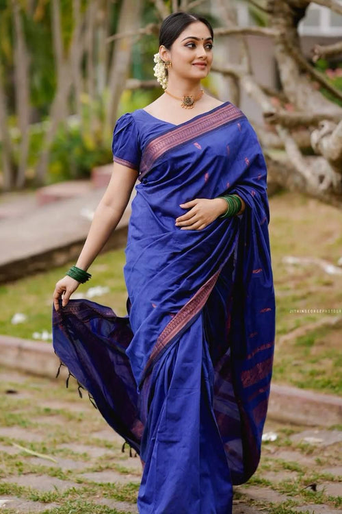 Load image into Gallery viewer, Adorable Royal Blue Soft Silk Saree With Charming Blouse Piece
