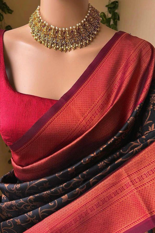 Load image into Gallery viewer, Stunning Black Soft Silk Saree With Mesmerising Blouse Piece
