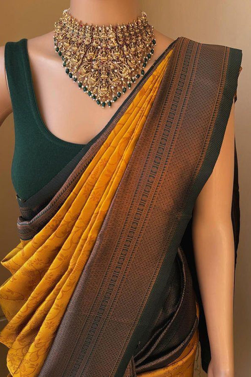 Load image into Gallery viewer, Dissemble Yellow Soft Silk Saree With Ratatouille Blouse Piece
