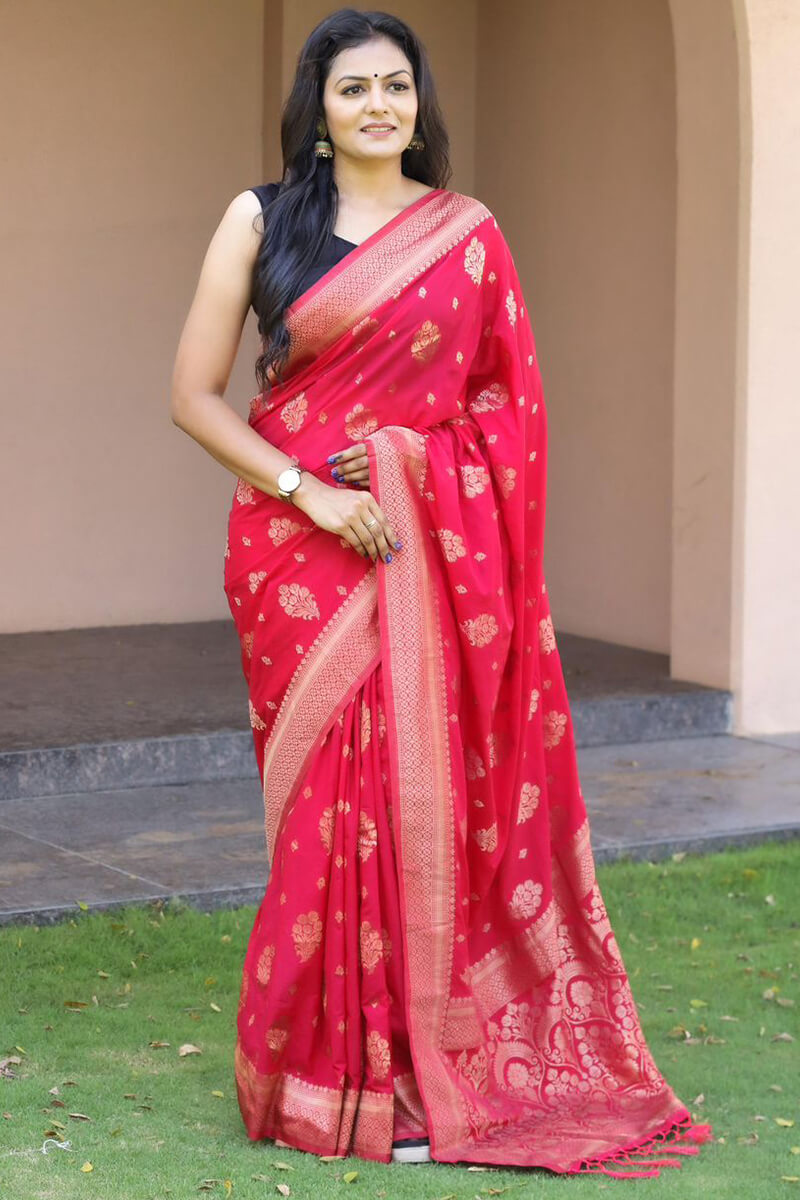 Beautiful Dark Pink Soft Banarasi Silk Saree With Breathtaking Blouse Pieced