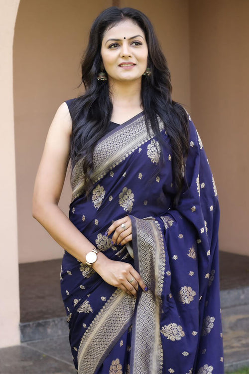 Load image into Gallery viewer, Denouement Navy Blue Soft Banarasi Silk Saree With Snappy Blouse Piece
