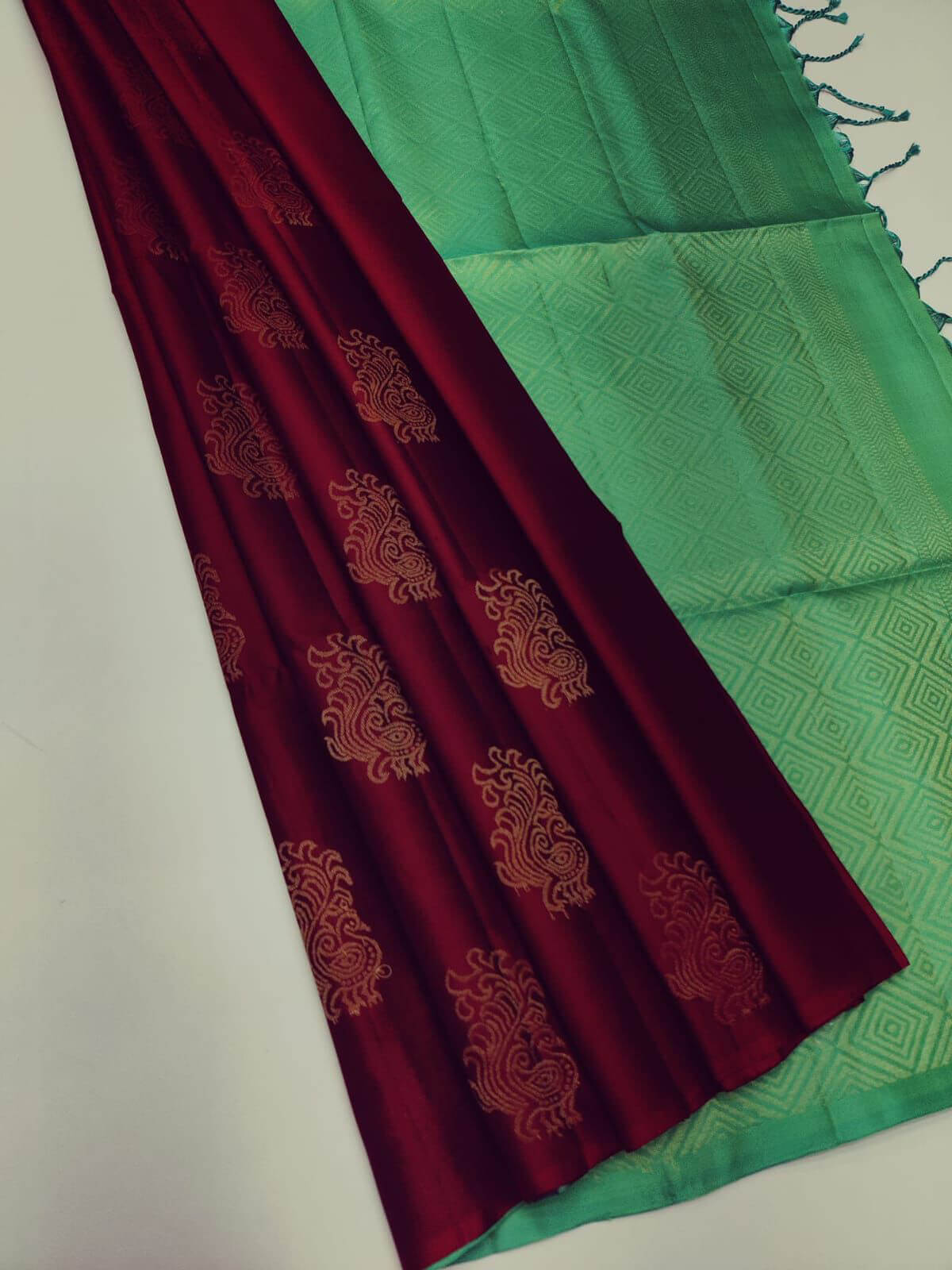 Chatoyant Wine Soft Silk Saree With Desuetude Blouse Piece