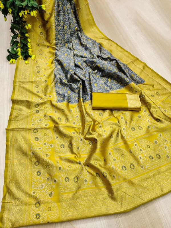 Girlish Grey Soft Silk Saree With Bewitching Blouse Piece