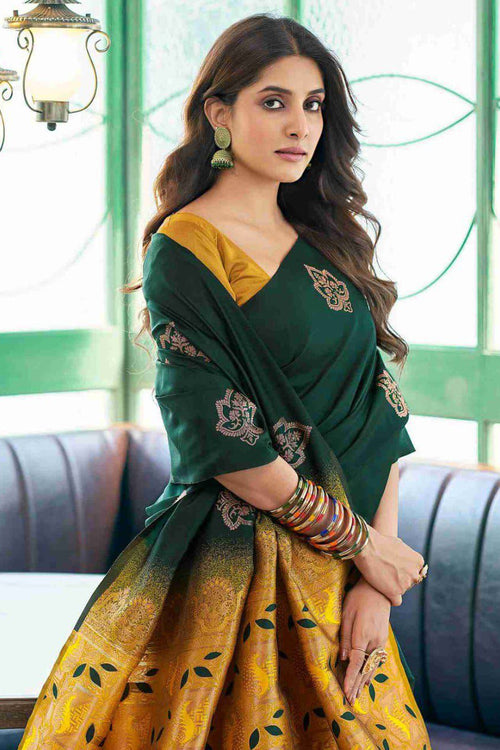 Load image into Gallery viewer, Deserving Dark Green Soft Silk Saree With Wonderful Blouse Piece
