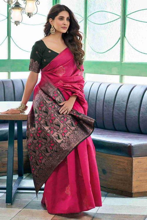 Load image into Gallery viewer, Attractive Dark Pink Soft Silk Saree With Wonderful Blouse Piece
