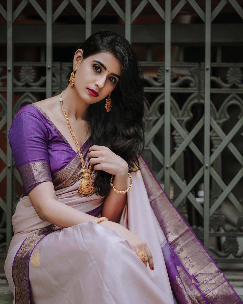 Flaunt Peach Soft Silk Saree With Intricate Blouse Piece